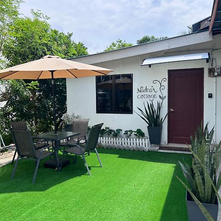 Nadrah Cottage Bayan Lepas Ngoại thất bức ảnh